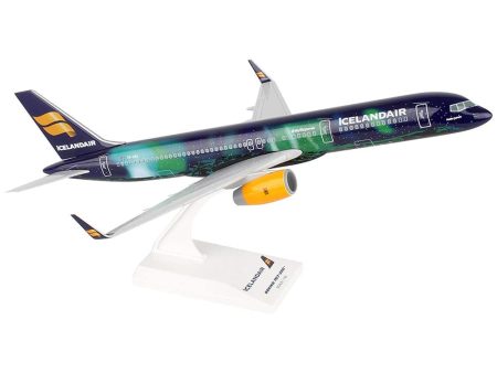 1 150 B757200 IcelandAir Hekla Aurora Cheap